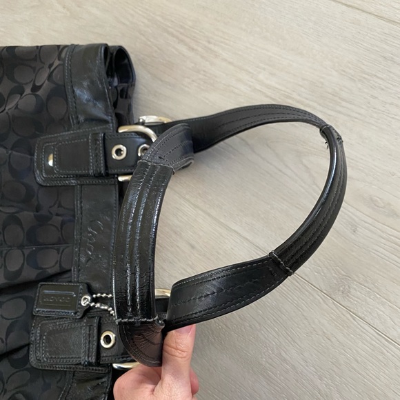 COACH Black Shoulder Bag - Picture 9 of 12